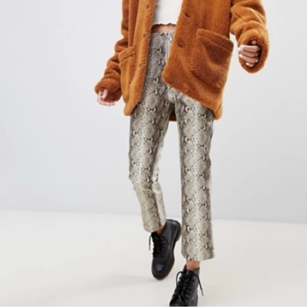 WILD HONEY snake skin print vegan leather womens high waisted crop pants size S